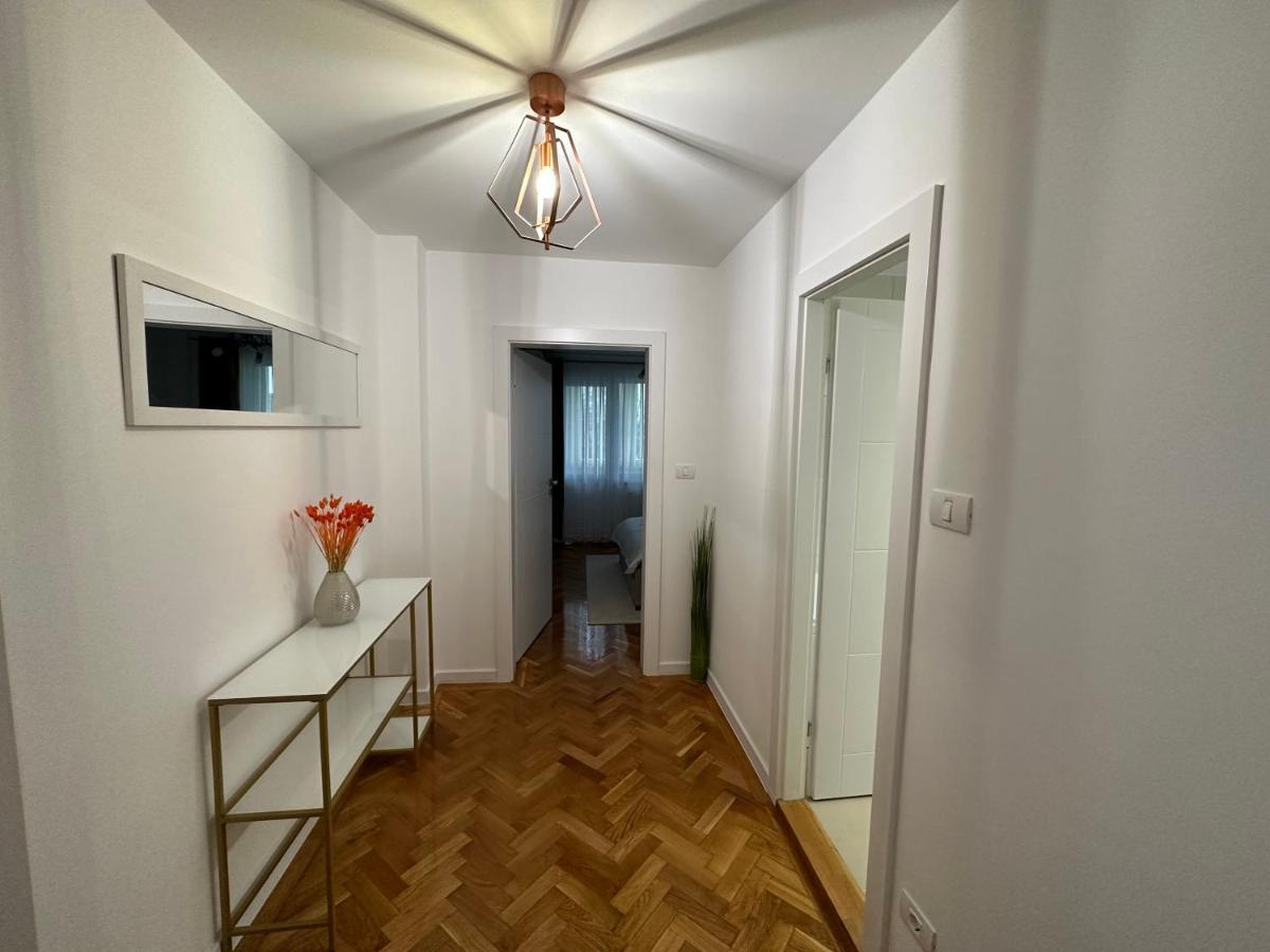 Esi Apartments #Central With Garage Temeşvar Dış mekan fotoğraf